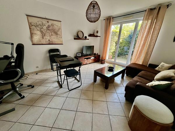 Appartement Cergy 2 pièce(s) 43.11 m2 €180 000 ** - Référence 2304