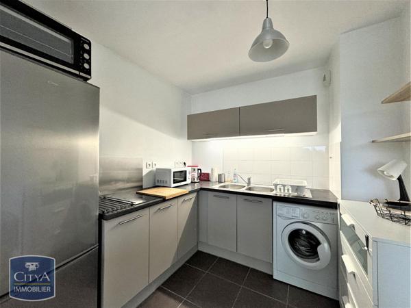 Appartement à louer 2 pièces 45.04m²