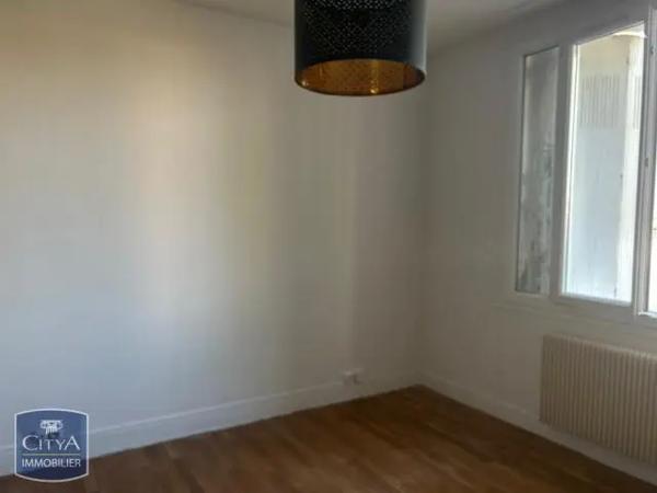 Maison à louer 4 pièces 88.84m² Poitiers (86000)