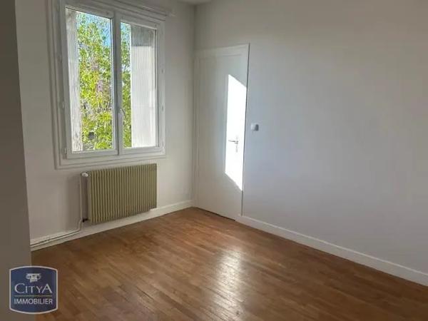 Maison à louer 4 pièces 88.84m² Poitiers (86000)