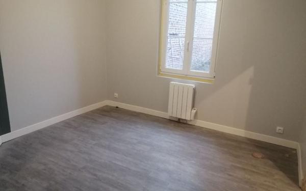 Maison à louer    5 pièces •  Saint-Just-en-Chaussée