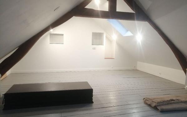 Maison à louer    5 pièces •  Saint-Just-en-Chaussée