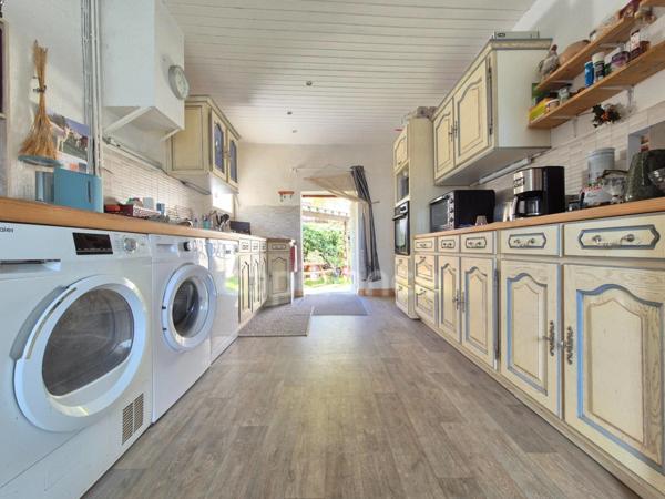 Maison à vendre 4 pièces MEURSAC (17) - Jardin