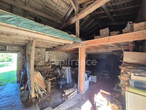 Maison à vendre 4 pièces MEURSAC (17) - Jardin