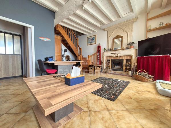 Maison à vendre 4 pièces MEURSAC (17) - Jardin