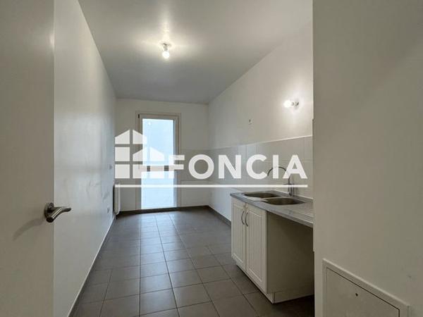 Location Appartement 4 pièces 104.11 m² - Bat B Les Ulis 91940