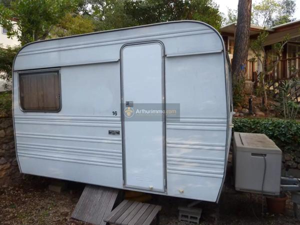 Vente Terrain 307 m2 à Fréjus