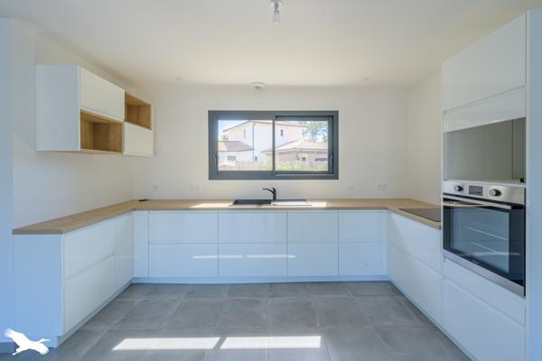 Maison à vendre 478 400 € Mios 6 p 120 m² DPE A