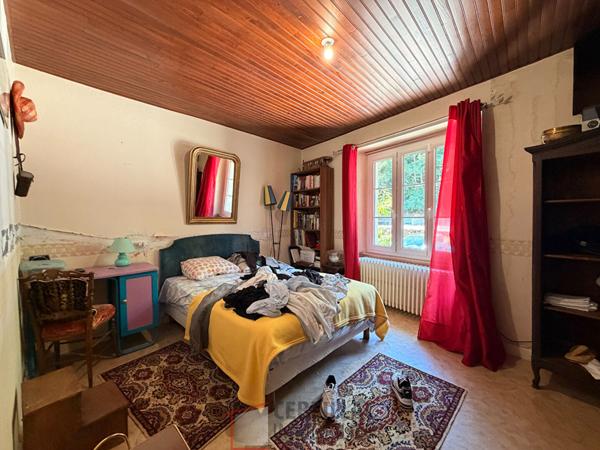 Maison 8 pièce(s) 4 chambre(s) 200 m²