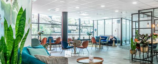 Bureaux à louer en coworking à Saint-Priest avec loyer tout inclus
