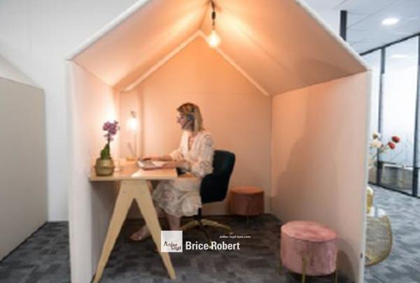 Bureaux à louer en coworking à Saint-Priest avec loyer tout inclus