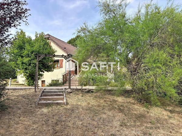 Maison familiale - Terrain 1 563 m² - Besançon Montboucons