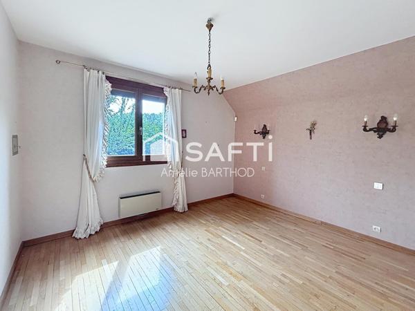 Maison familiale - Terrain 1 563 m² - Besançon Montboucons