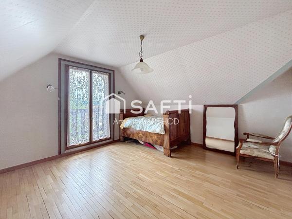 Maison familiale - Terrain 1 563 m² - Besançon Montboucons