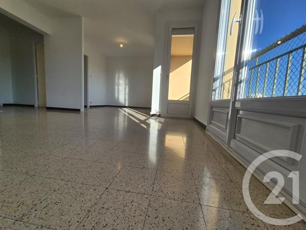 Appartement à vendre  4 pièces - 66 m2 SALON DE PROVENCE - 13