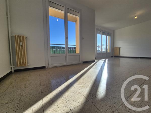 Appartement à vendre  4 pièces - 66 m2 SALON DE PROVENCE - 13