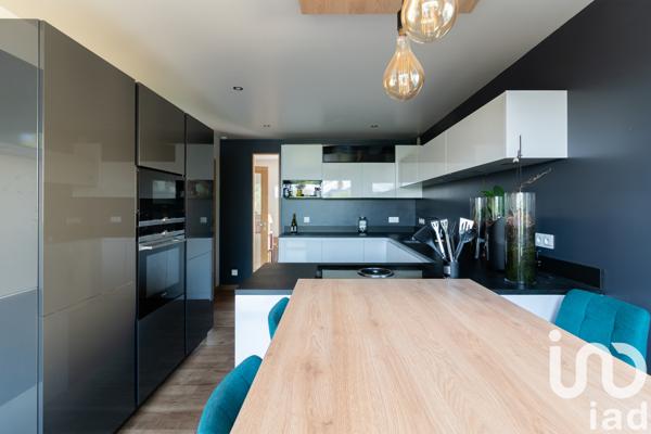 Maison à vendre 10 pièces 215 m² Igny