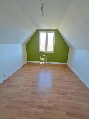86530 NAINTRE Maison sur sous sol , secteur prisé de Naintré 191.90 m2