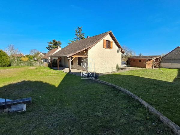 86530 NAINTRE Maison sur sous sol , secteur prisé de Naintré 191.90 m2