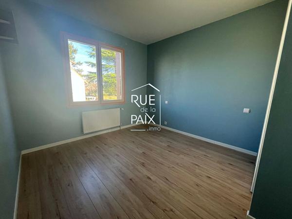 86530 NAINTRE Maison sur sous sol , secteur prisé de Naintré 191.90 m2