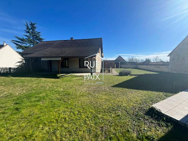 86530 NAINTRE Maison sur sous sol , secteur prisé de Naintré 191.90 m2