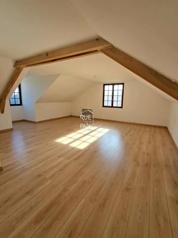 86530 NAINTRE Maison sur sous sol , secteur prisé de Naintré 191.90 m2