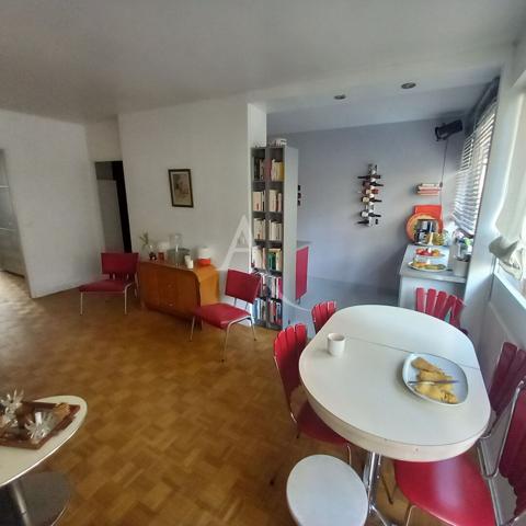 Appartement Paris 4 pièce(s) 66.52 m2