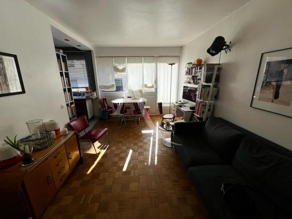 Appartement Paris 4 pièce(s) 66.52 m2