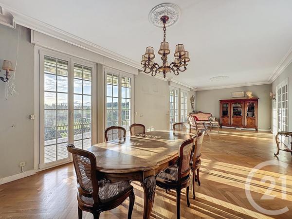 Maison à vendre  9 pièces - 241,48 m2 LIMONEST - 69