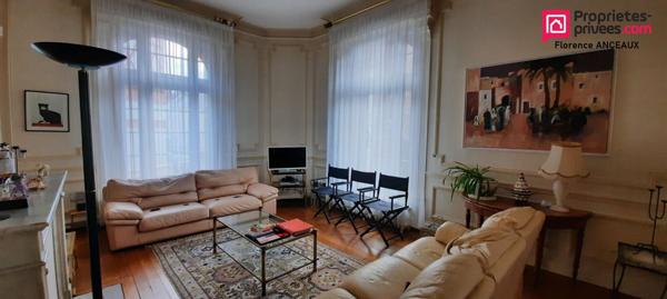 APPARTEMENT DUPLEX HYPER CENTRE DOUBLE ENTREE