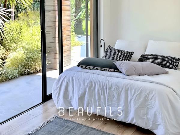 Montpellier (34000) MONTPELLIER 34000 - VILLA 240 m2 - PISCINE - TERRAIN 4 300 m2