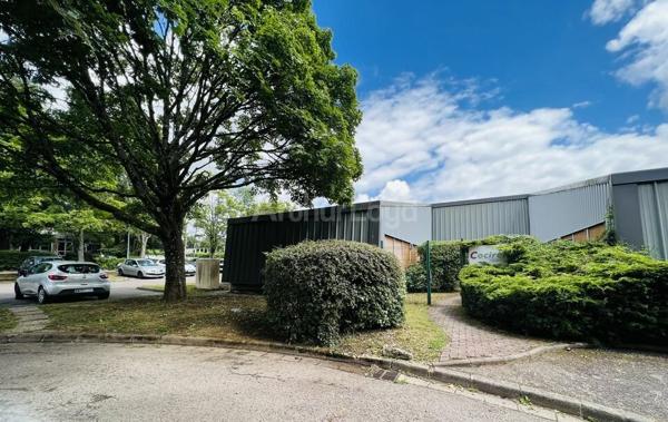 BUREAUX à VENDRE de 1270 m²