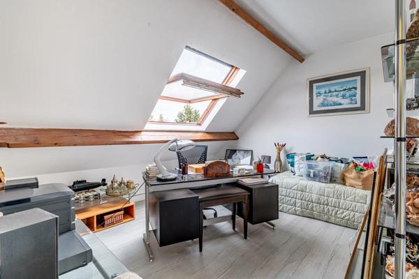 Maison 8 pièces - 180 m² Exclusivité efficity