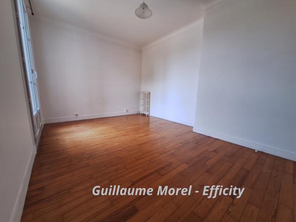 Appartement
         2 pièces
        - 69 m² Exclusivité 155 000 € *