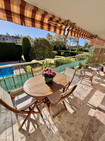 Nice (06200) FAC DE LETTRE - Elégant 2 pièces de 61m² avec terrasse - Résidence de standing avec piscine et concierge!