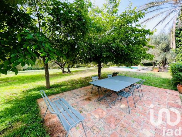 Maison à vendre 7 pièces 196 m² Sanary-sur-Mer