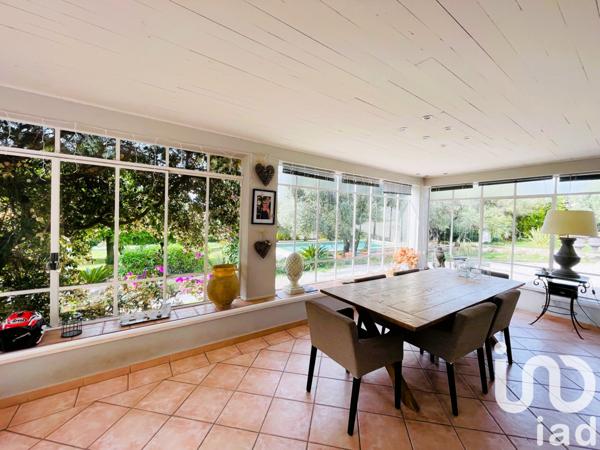 Maison à vendre 7 pièces 196 m² Sanary-sur-Mer