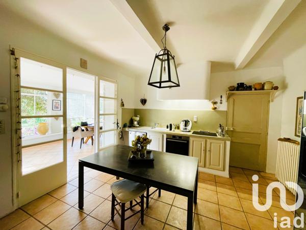 Maison à vendre 7 pièces 196 m² Sanary-sur-Mer