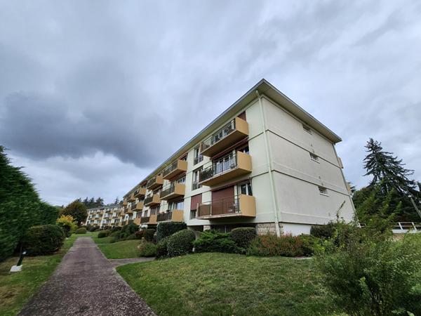 Appartement Dourdan 3 pièces bis de 84 m2 exposé plein sud avec vues dégagées !
