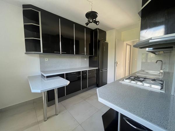 Appartement Dourdan 3 pièces bis de 84 m2 exposé plein sud avec vues dégagées !