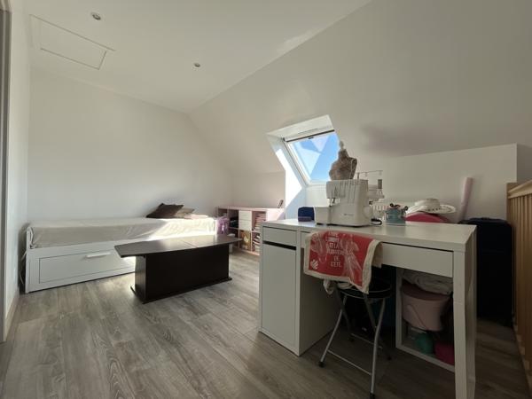 Honfleur (14600) HONFLEUR - Maison récente 125 m² - 5 pièces - 3 chambres - Garage - Jardin 1 120 m² - Bureau - Terrasse - Lumi