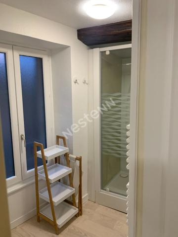 Maison de ville aux portes du jura et du revermont à 20 min de louhans et ses 157 arcades.