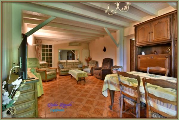 Propriete à vendre 6 pièces SAINT SIXTE (47) 5 chambres, 2 salles d'eau