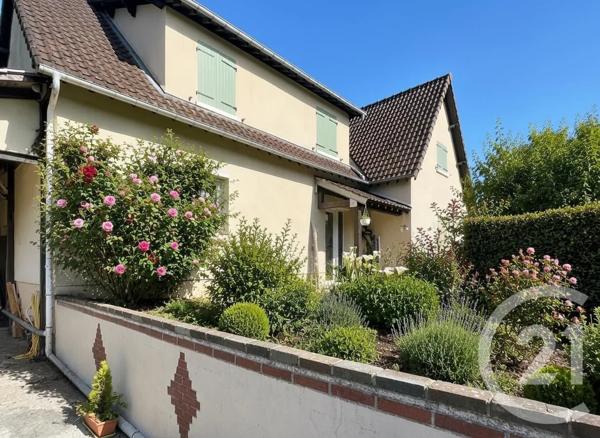 Maison à vendre  6 pièces - 191 m 2   GISORS  - 27