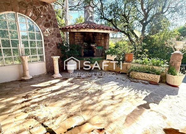 BOULOURIS – VILLA DE CARACTÈRE AU CALME