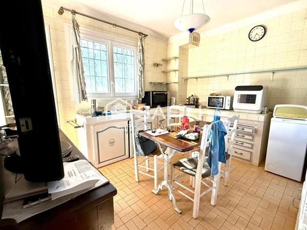 BOULOURIS – VILLA DE CARACTÈRE AU CALME