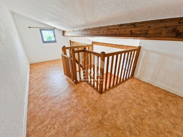 MAISON MITOYENNE 3 PIECES DANS DOMAINE SECURISE AVEC PISCINE -