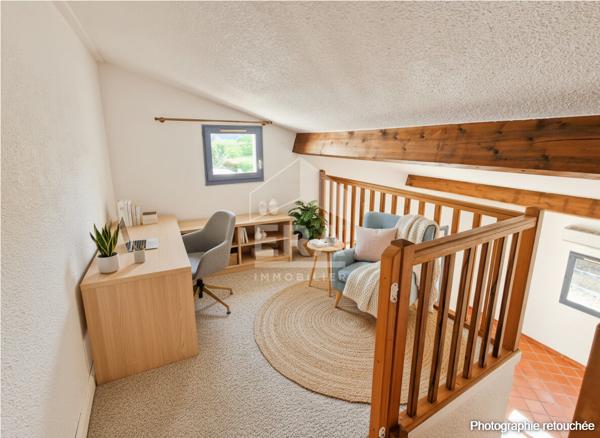 MAISON MITOYENNE 3 PIECES DANS DOMAINE SECURISE AVEC PISCINE -