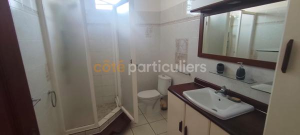 Location
                Appartement118 m² - 4 Pièces -
                    BAIE MAHAULT (97122)
