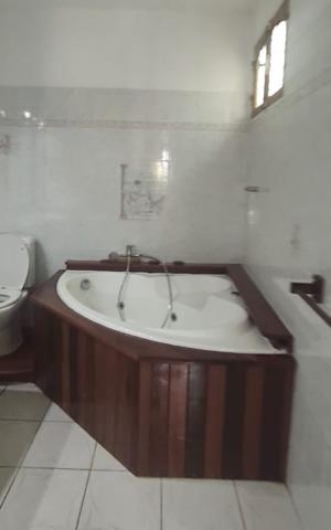Location
                Appartement118 m² - 4 Pièces -
                    BAIE MAHAULT (97122)
